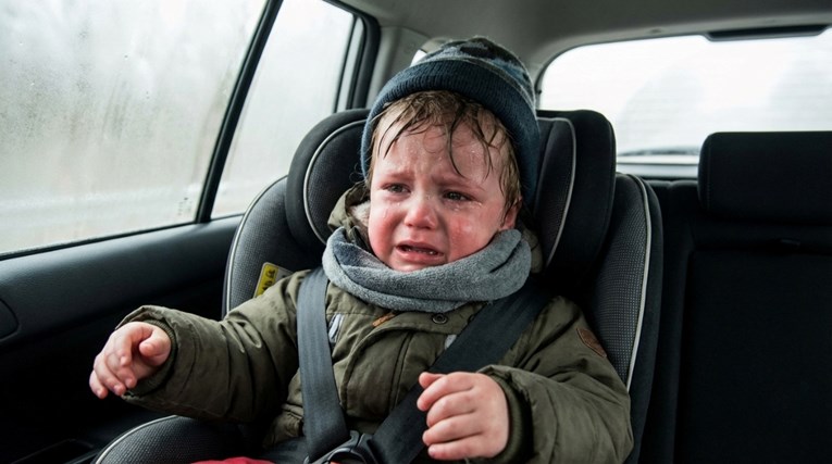 Roditelji zimi često rade grešku koja može naštetiti razvoju djece
