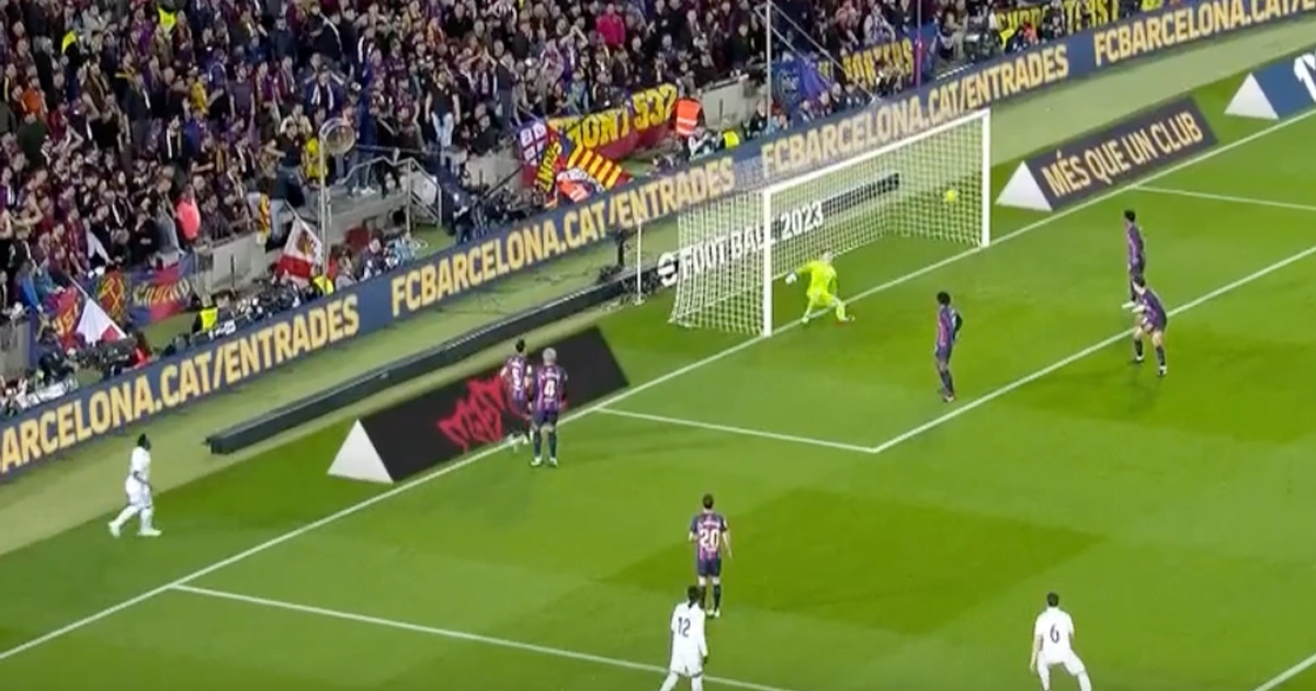 Pogledajte bizaran autogol kojim je Real poveo u El Clasicu