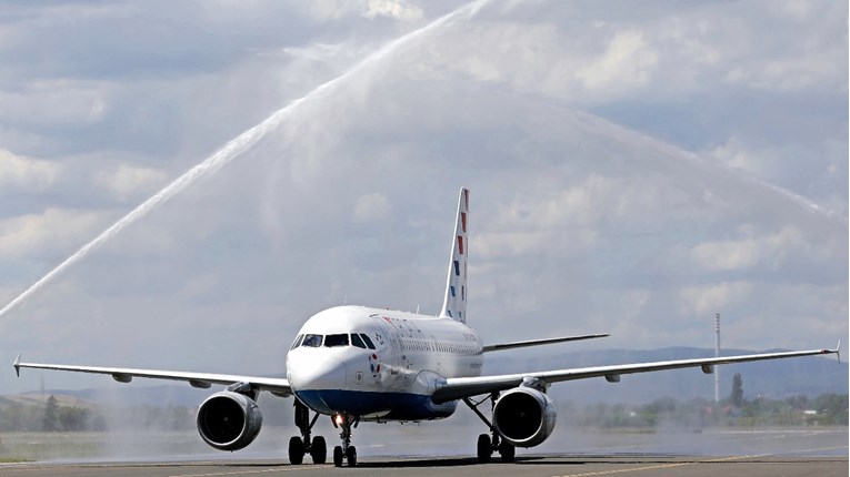 Avion Croatia Airlinesa letio u Kopenhagen, okrenuo se i vratio u Zagreb
