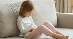 Bolovi u trbuhu mogu biti jedan od prvih simptoma celijakije kod djece. Evo i ostalih