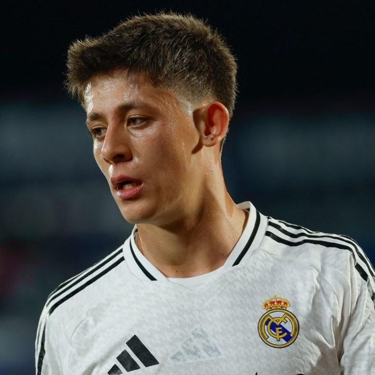 FOTO Čudesna Gulerova transformacija. "Živi" u teretani, nabio je 8 kg mase