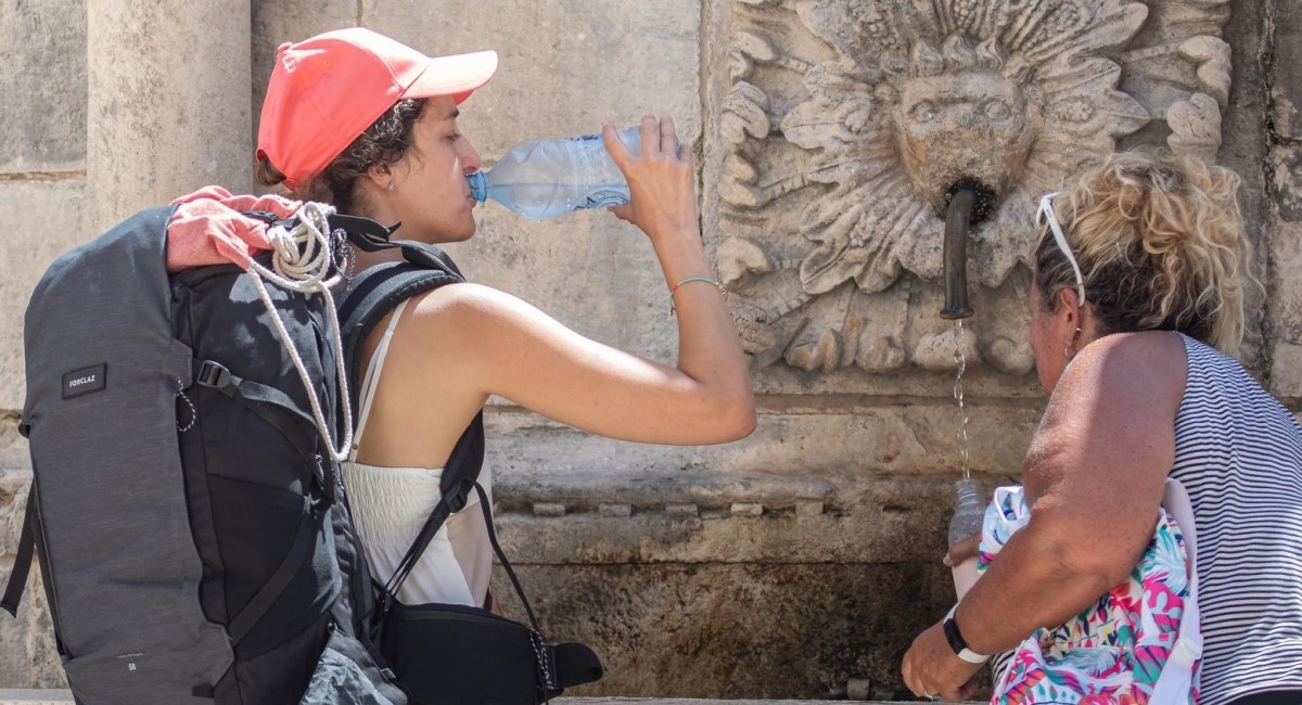 U Dubrovniku je noćas bilo 30 stupnjeva, u Splitu 29, u Rijeci 28