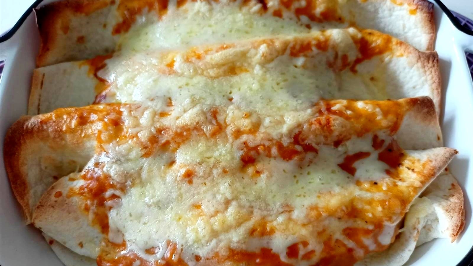 Ljuti recept tjedna: Chipotle enchilade punjene piletinom, pa zapečene sa sirom