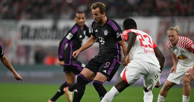 RB LEIPZIG - BAYERN 2:2 Bayern pao na treće mjesto. Osvojio je bod iako je gubio 2:0