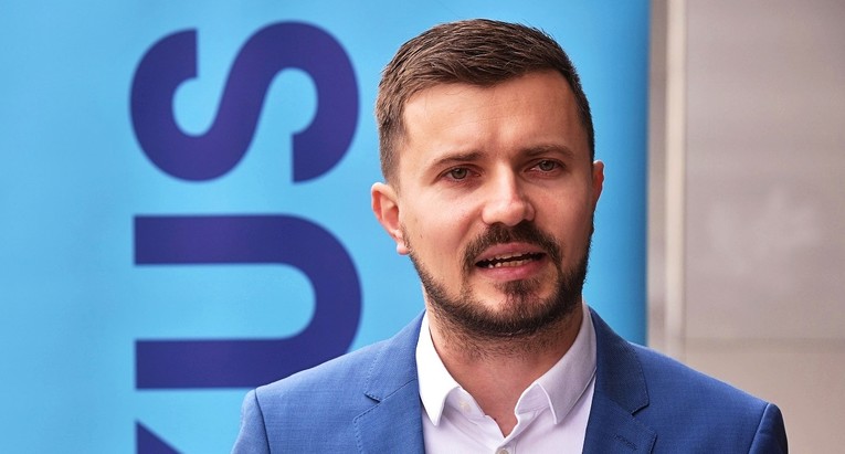 Nađi: Što je veća katastrofa, potres ili rad hrvatske vlade?