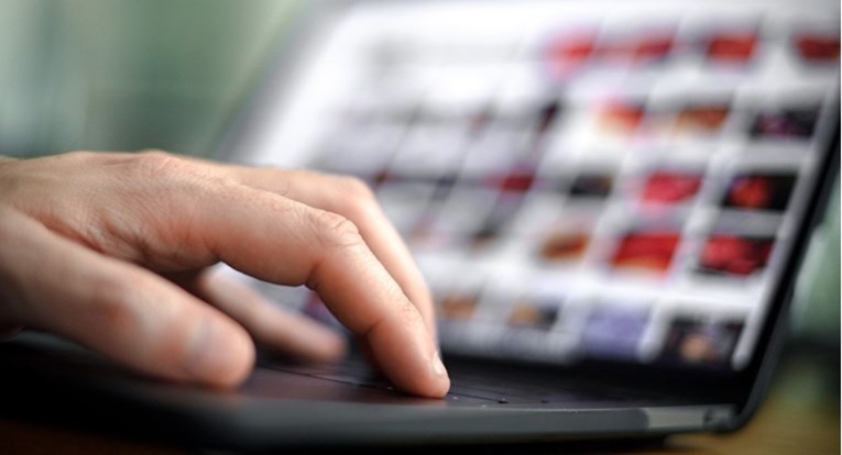 U deset županija 13 osoba osumnjičeno zbog dječje pornografije