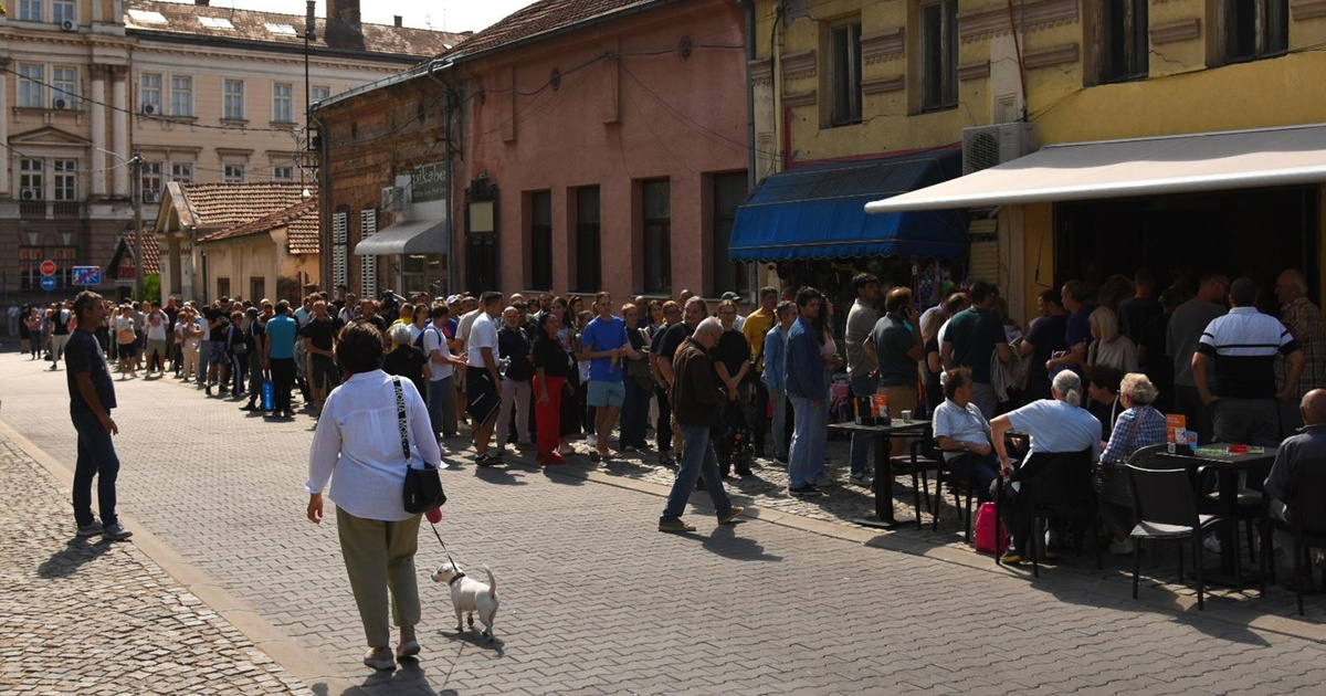 Dio oporbe stao iza studentske liste. "Protiv Vučića možemo samo zajedno"