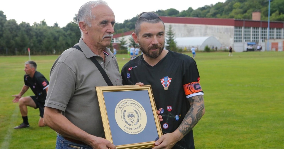 Pranjić zaigrao s legendama i umirovio se. Ništa od susreta Šimunića i Sulejmanija