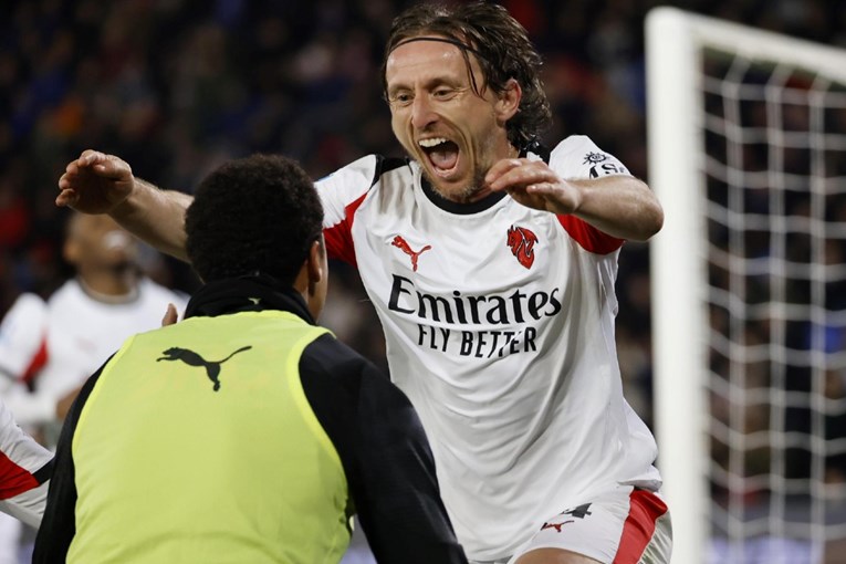 Pogledajte kako je Modrić namjestio gol za pobjedu Milana u Serie A