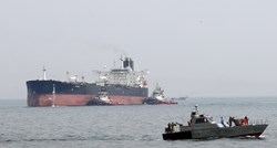 Sudarili se brodovi u Žutom moru, iz tankera se nafta izlila u more