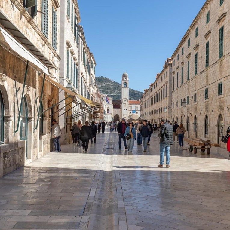 Objavljeno koliko su turisti u 2022. potrošili u Hrvatskoj