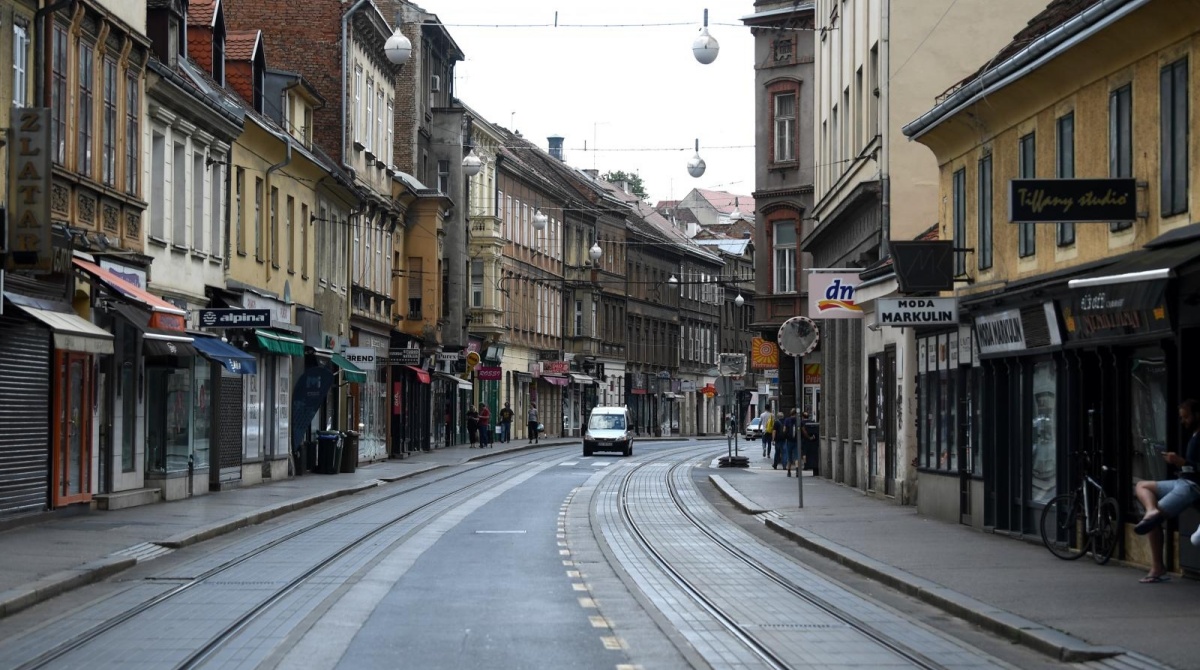 Zagreb je jutros bio gotovo prazan, pogledajte ove fotke