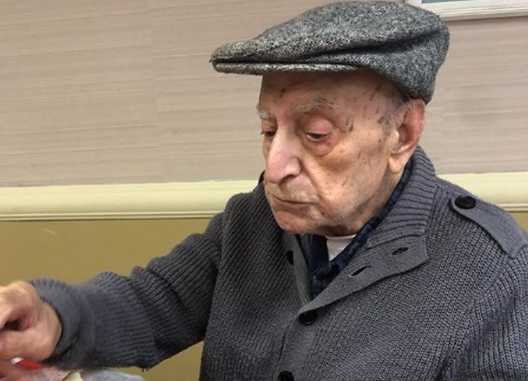 Srpski deda otkrio na što će potrošiti dobitak na lutriji i rasplakao službenice