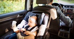 Evo kako roditelji mogu spriječiti nesreće zbog ostavljanja djece u autu