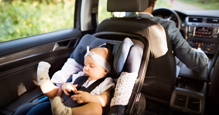 Evo kako roditelji mogu spriječiti nesreće zbog ostavljanja djece u autu