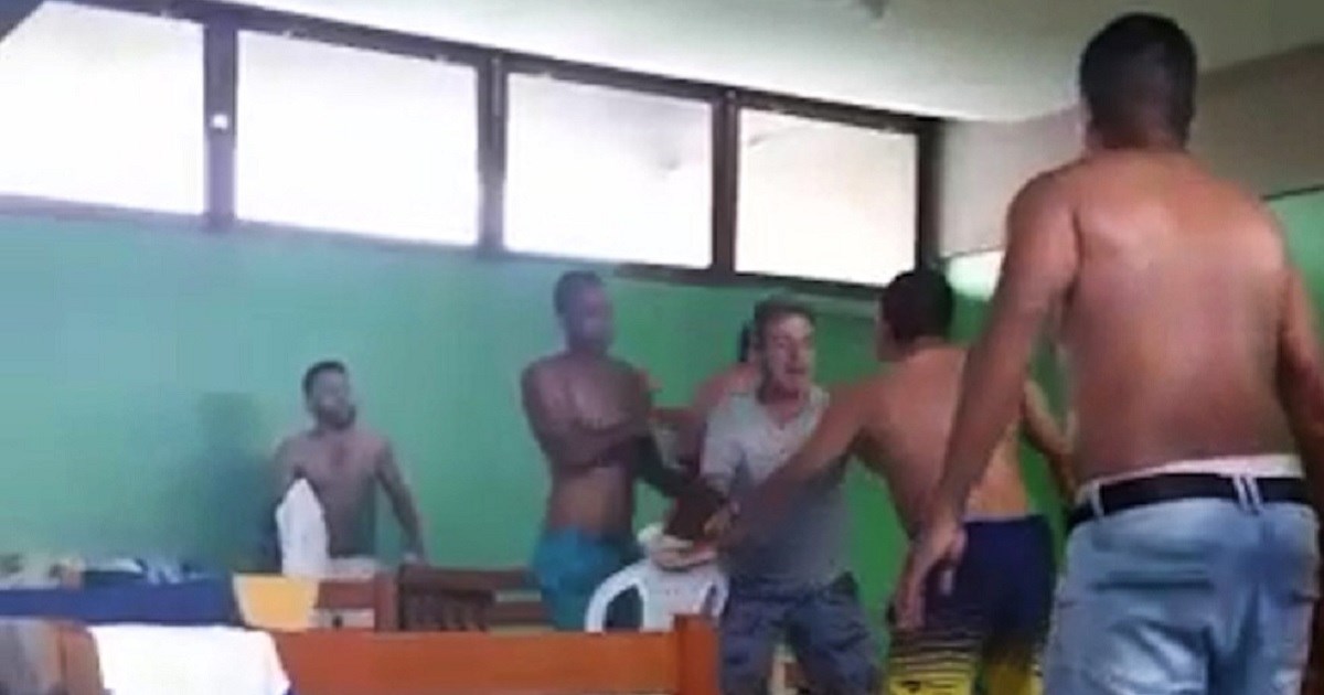 VIDEO Direktor kluba nožem izbo igrača zbog vreće brašna. Procurila snimka
