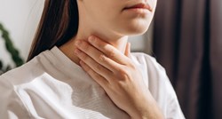 Onkolog otkrio kada bol u grlu može biti znak raka