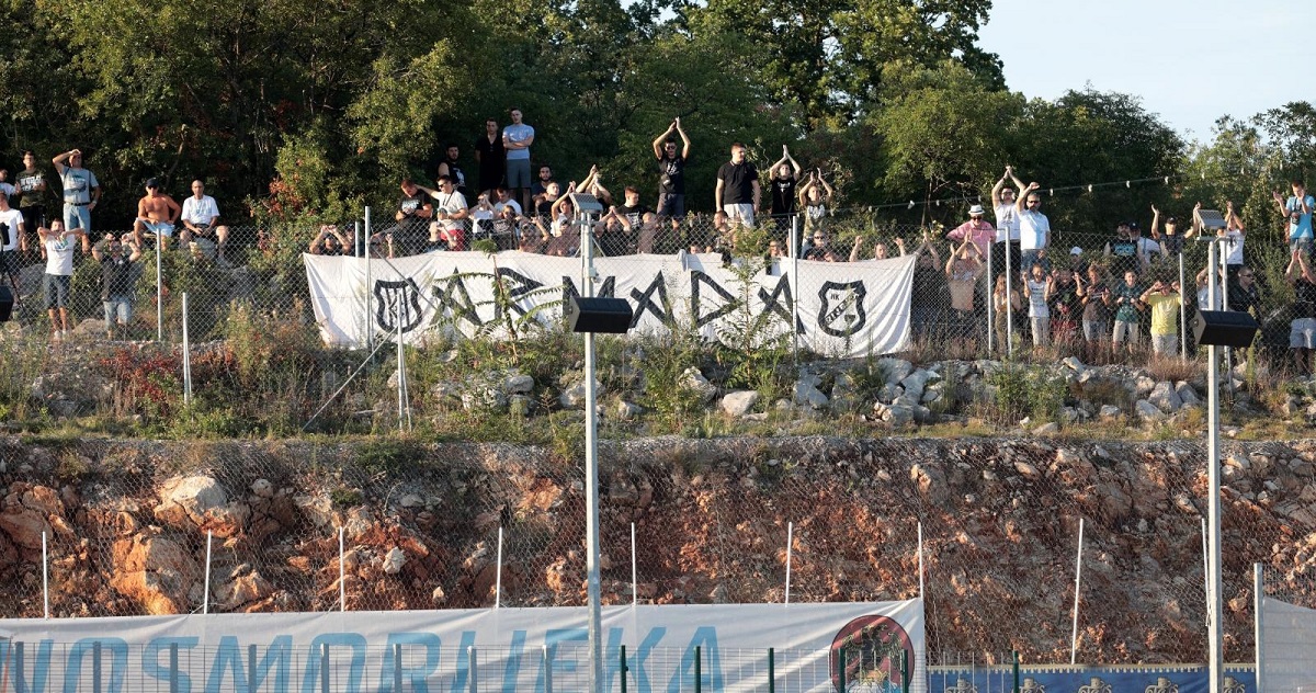 Uefa kaznila HNS i Rijeku zbog nepoštovanja korona-mjera