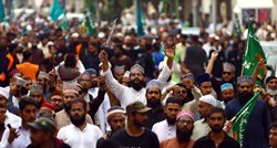 Deseci tisuća muslimana na ulicama u Pakistanu zbog objave karikatura u Francuskoj