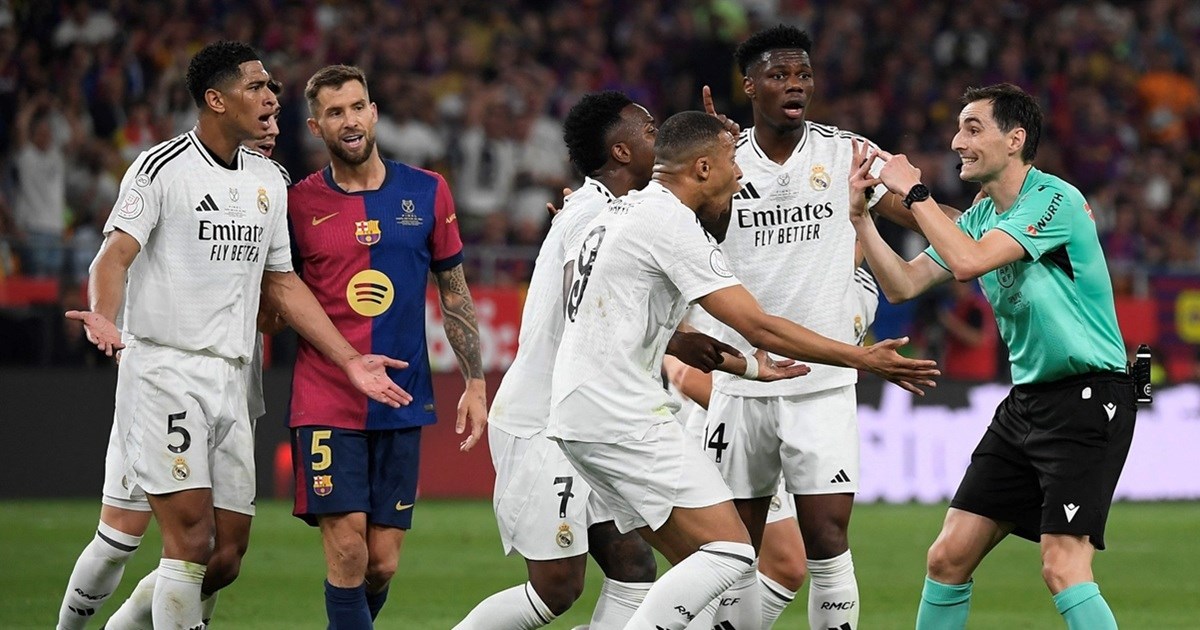 Evo zašto su trojica Realovih igrača dobila crvene kartone protiv Barce