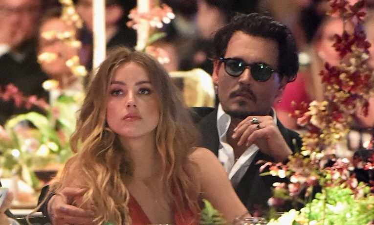 Johnny Depp navodno tuži bivšu: "Sastajala se s Muskom u kasnim noćnim satima"