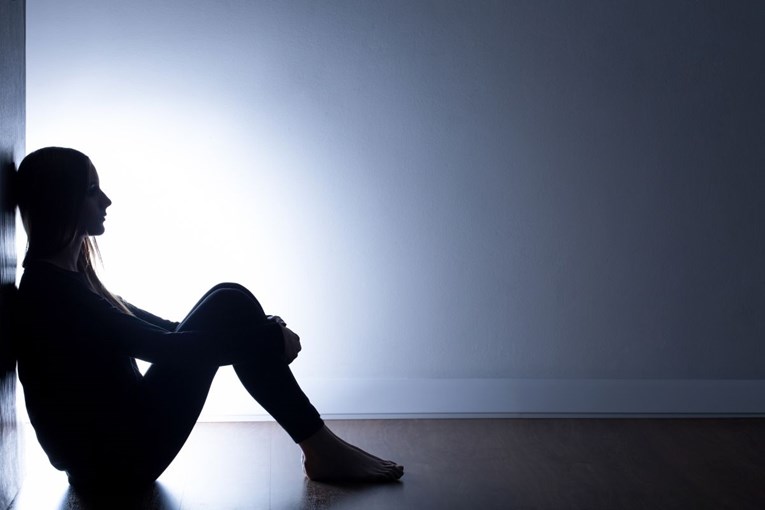 Stručnjaci objasnili kako izolacija utječe na psihičko i fizičko zdravlje pojedinca