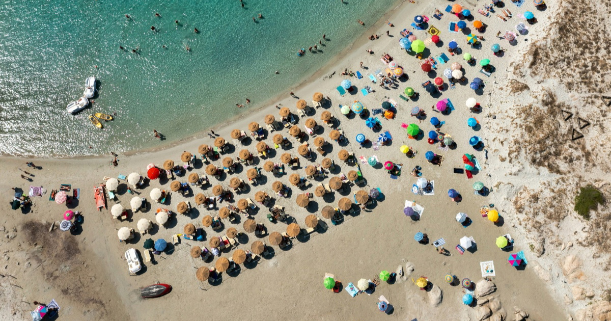 Jedna od najljepših talijanskih plaža zabranila suncobrane, turisti su ogorčeni