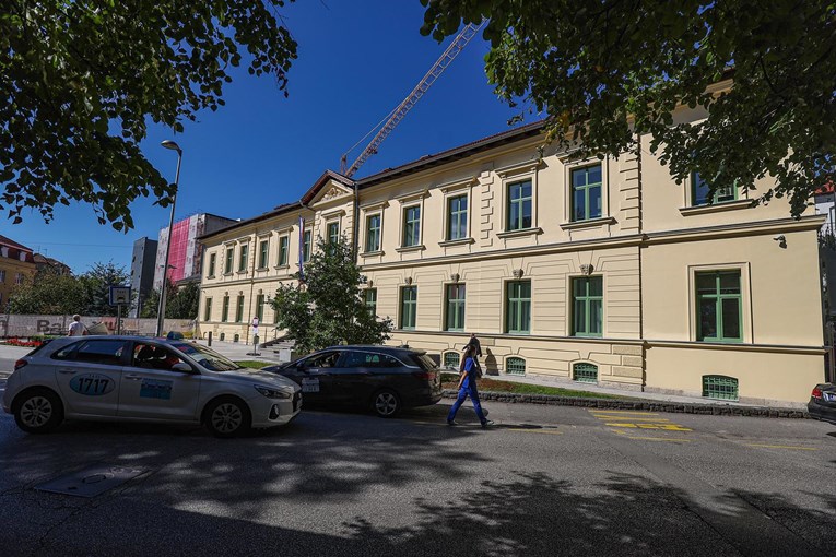 Vlada se oglasila o ozlijeđenoj časnoj: Radi u školi, poduzete su sve žurne mjere