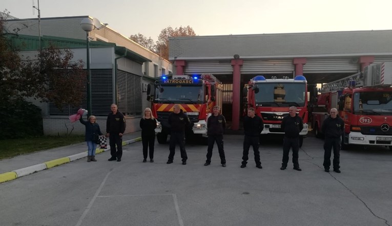 Zagrebački vatrogasci u mirovinu ispratili svoju tetu Ljilju: "Hvala na svemu..."