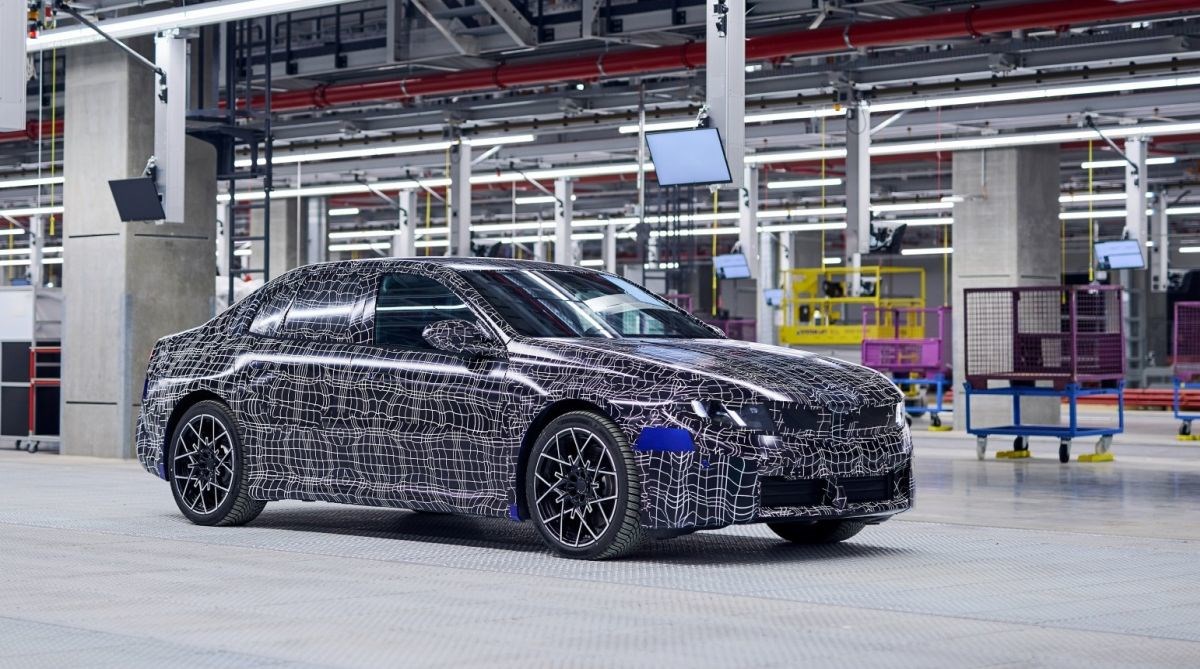 BMW i3 već je u proizvodnom tretmanu. Kamuflažne folije i dalje skrivaju izgled