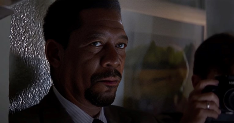 Na Netflix je stigao legendarni triler s Morganom Freemanom