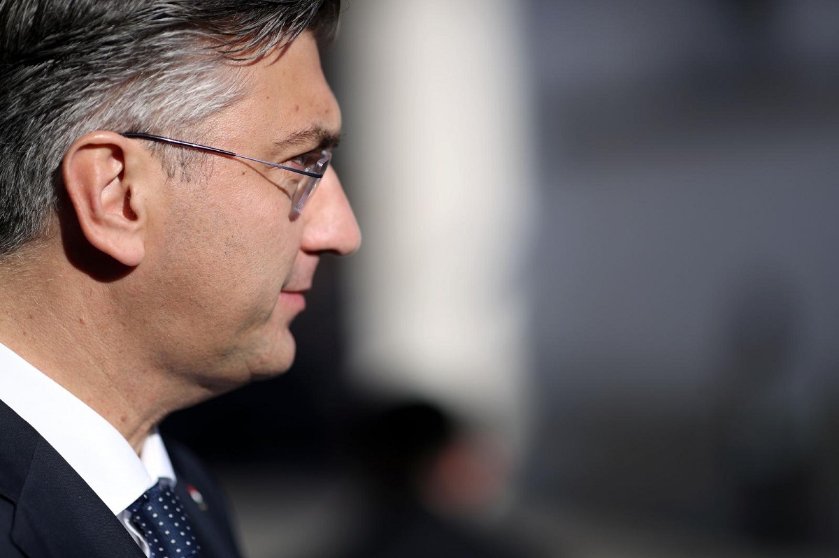 Plenković kaže da vlada radi na osiguravanju plaća radnicima Đure Đakovića