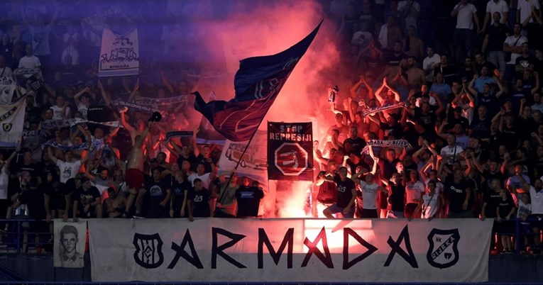 Armada pred stečajem