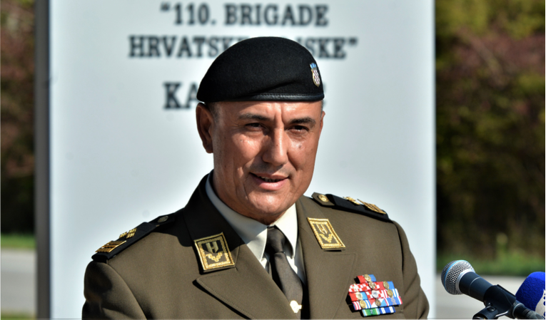 Vojarna kod Karlovca nazvana po 110. brigadi. Razvodnik se prisjetio poginulog brata