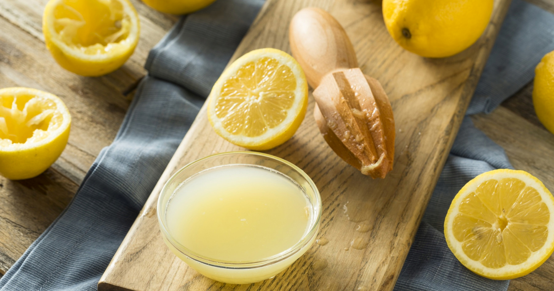 Sve što trebate znati o cijeđenju limuna i njegovoj korici