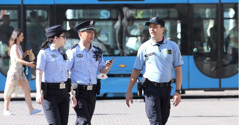 FOTO Zagrebom patroliraju kineski i korejski policajci