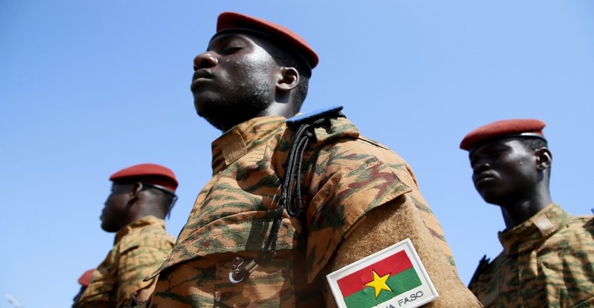 U napadu džihadista u Burkini Faso poginula najmanje 33 vojnika