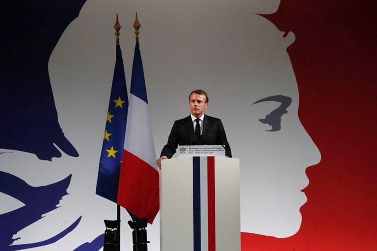 Macron pozvao narod da se mobilizira pred islamističkim zlom