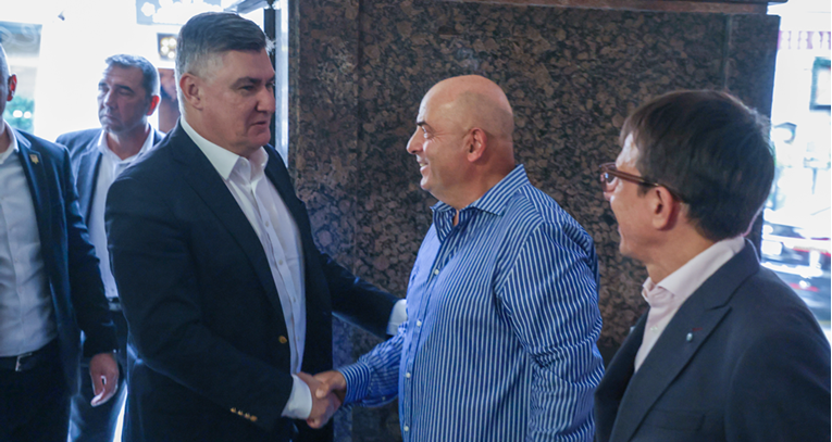 Milanović došao na predstavljanje Goldsteinove knjige