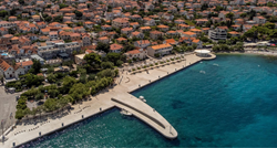 Ovaj otok jedan je od najpopularnijih u Hrvatskoj, a krije i brojne zanimljivosti