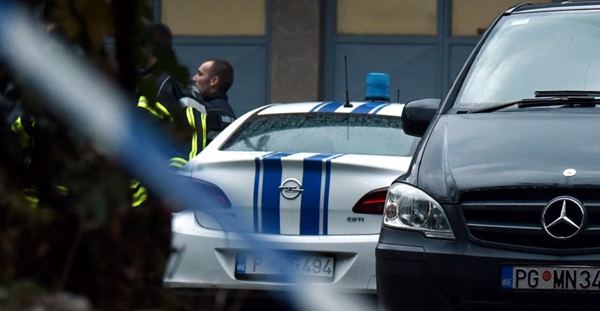 U Crnoj Gori bacili bombe policajcu na kuću. Došlo do pucnjave, ubijen napadač