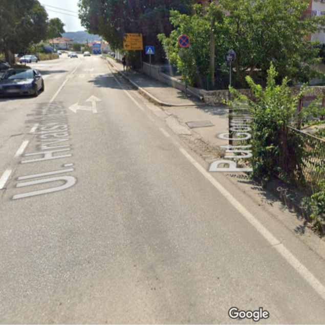 Kod Trogira sudar autobusa i auta, poginula jedna osoba