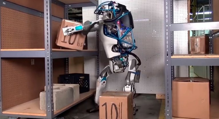 Svjetski ekonomski forum: Roboti će do 2025. obavljati više poslova nego ljudi