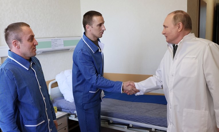 Putin prvi put posjetio ranjene ruske vojnike: "Vaša djeca će biti ponosna"