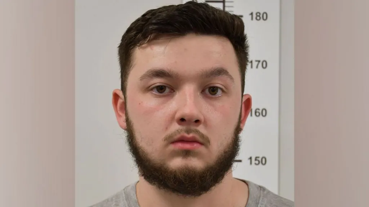 Ruski bot vrbovao Britanca (21) za palež i otmicu. "Laka je meta, nije ni izlazio"