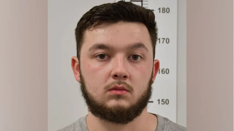 Ruski bot vrbovao Britanca (21). Hvalio se kontaktima u IRA-i, nije ni izlazio iz kuće