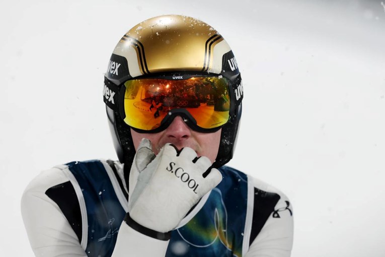 Nevjerojan rasplet skijaških skokova na ZOI-ju. Slovenci doživjeli debakl