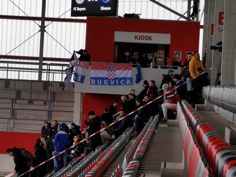 Pogledajte kakvu podršku je Dinamo imao u Münchenu, utakmicu gledao i Miro Klose