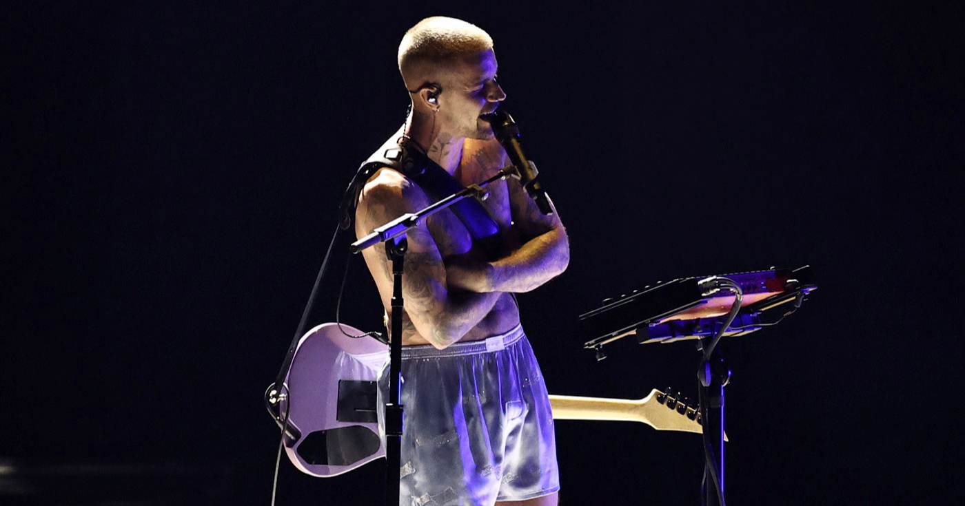 "Ovaj čovjek treba pomoć": Justin Bieber nastupio gotovo gol na Grammyjima