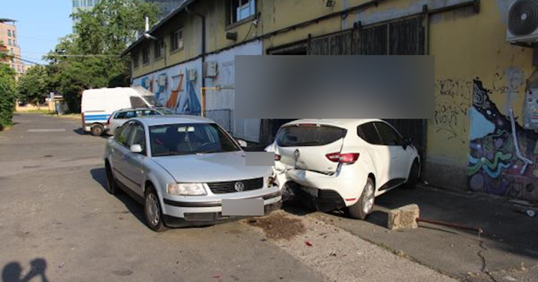 FOTO Pijani Makedonac zabio se u parkirani auto u Zagrebu
